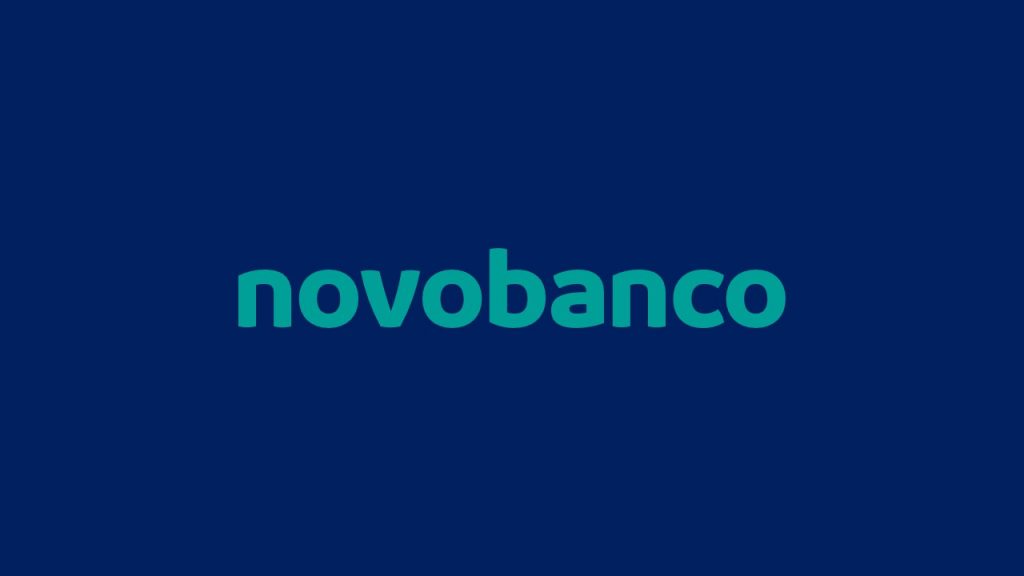 Logo Novobanco fundo azul