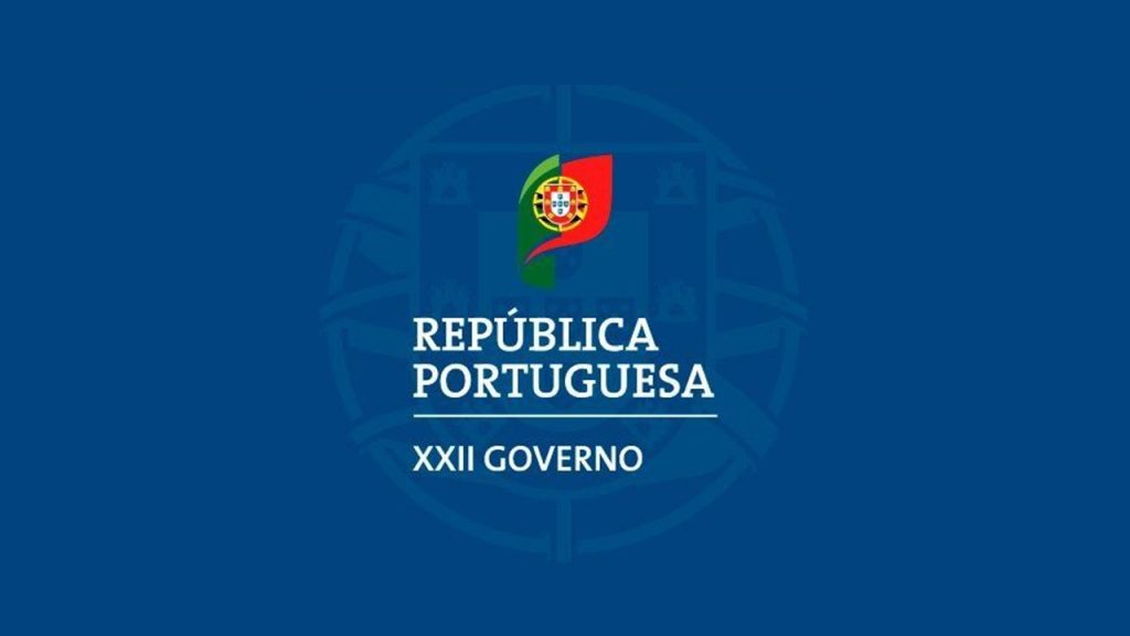 Logo da República Portuguesa com fundo azul